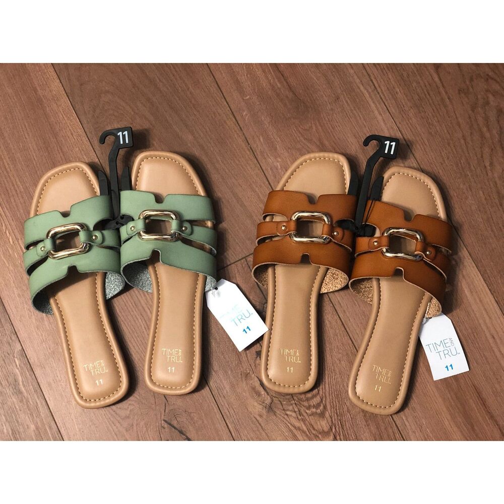 Woman's 11 New Sandal Bundle